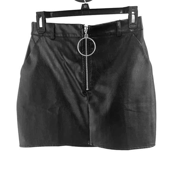 Missguided Skirt Womens Small Black Faux Leather Zip Up - Picture 2 of 5